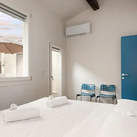 公寓 Flats4rent Carla's *