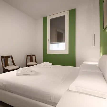 Flats4rent Carla's דירה